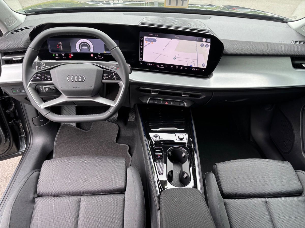Audi Q3 e-hybrid S tronic foto 18