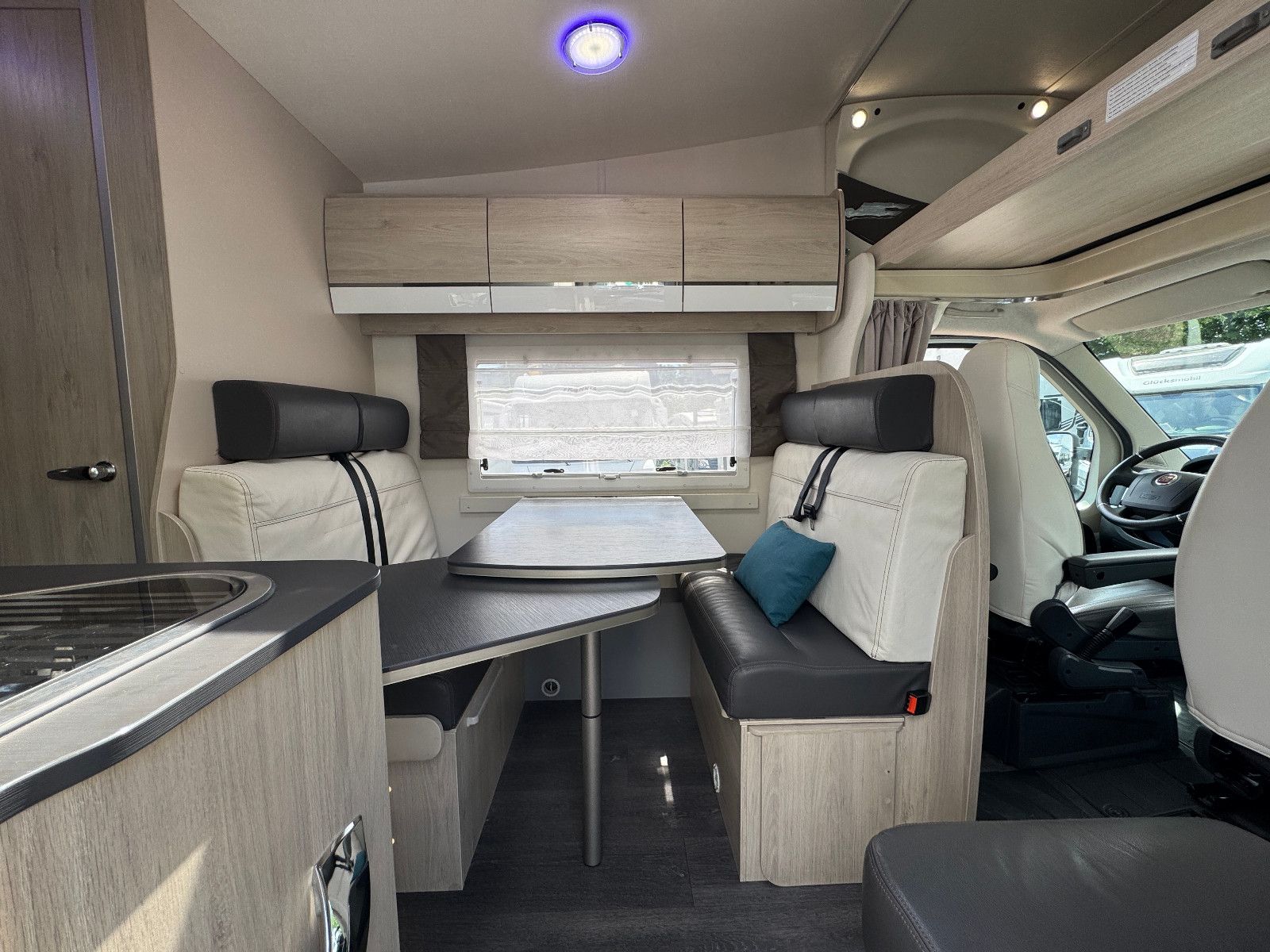 Fahrzeugabbildung Chausson Alkoven C714 GA VIP M20 FIAT DUCATO MAXI SOLAR