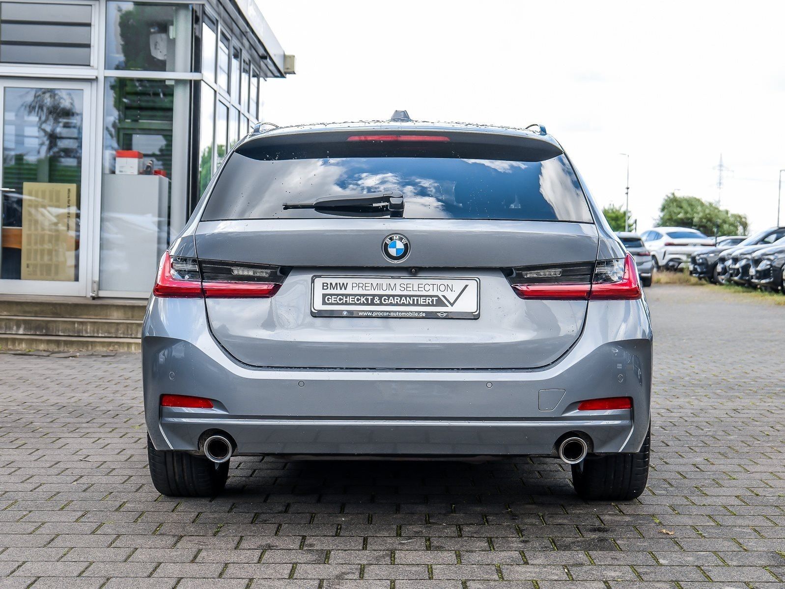 BMW 318i Touring HUD ACC RFK NAVI LED Sound Syst. foto 11