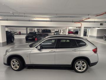 2009 BMW X1 照片 2