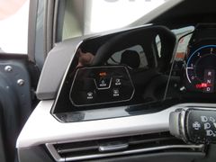 VW Golf VIII Variant 2.0TDI Life DSG Kamera LED Nav VW Golf VIII Variant 2.0TDI Life DSG Kamera LED Nav
