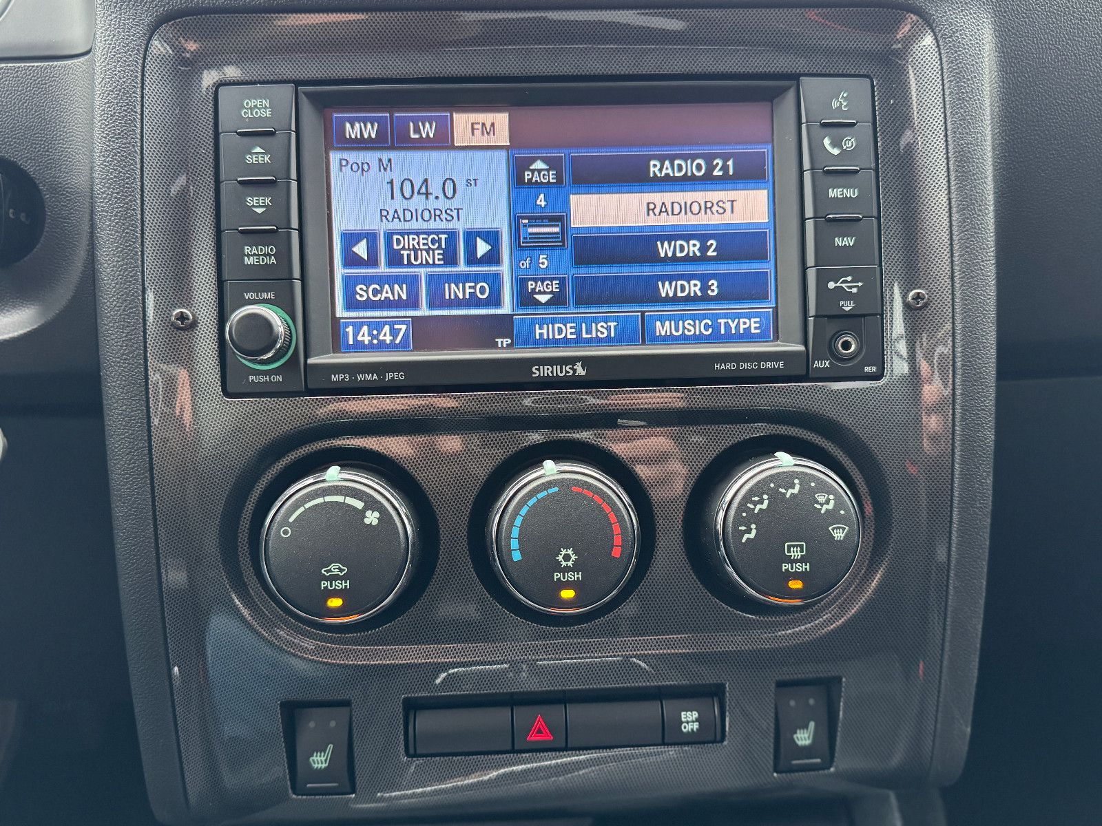 Fahrzeugabbildung Dodge Challenger 6.1 SRT-8 Neuwagenimport EU Navi SD