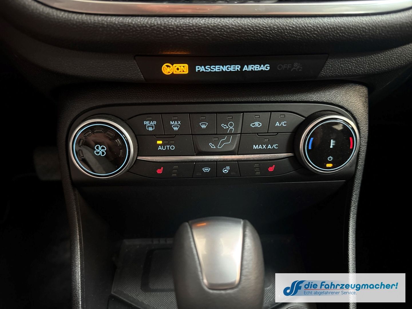 Fahrzeugabbildung Ford Fiesta Titanium 1.0 EcoBoost M-Hybrid EU6d Navi