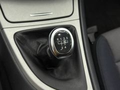 Fahrzeugabbildung BMW 116i Lim. / Klimaautomatik Schiebedach SHZ PDC