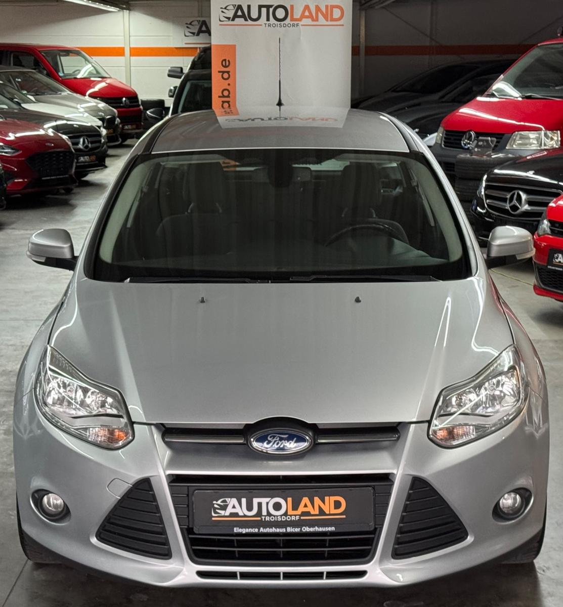 Ford Focus 2014 — фото 5