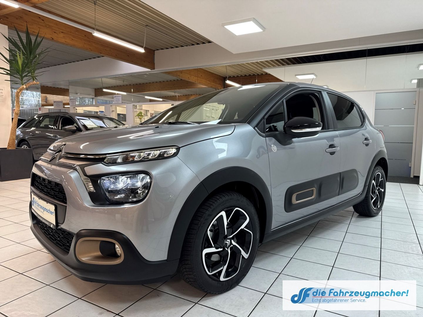 Fahrzeugabbildung Citroën C3 C-Series LED Klimaautom DAB SHZ Spurhalteass.