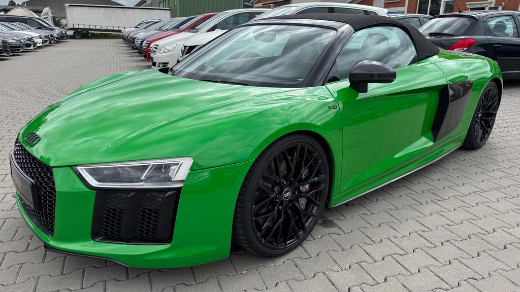 Audi R8