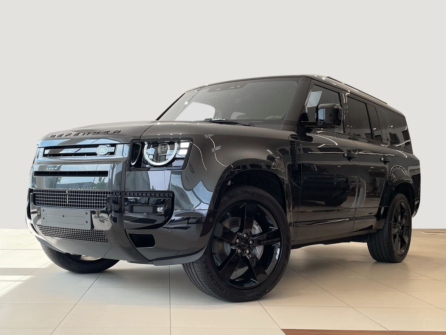 Land Rover Defender 130 3.0 D250 X-Dynamic SE AHK Winterpak