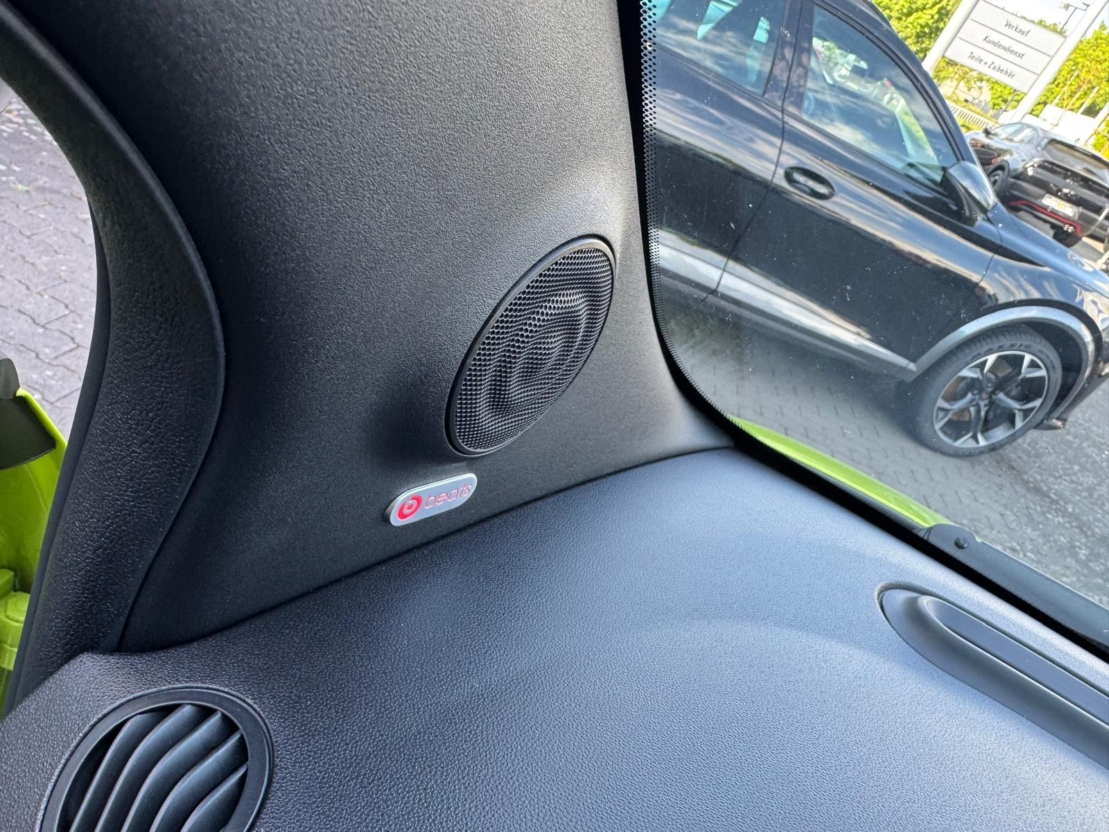 Fahrzeugabbildung Abarth 595 C Competizione BEATS KLIMA NAVI ALU