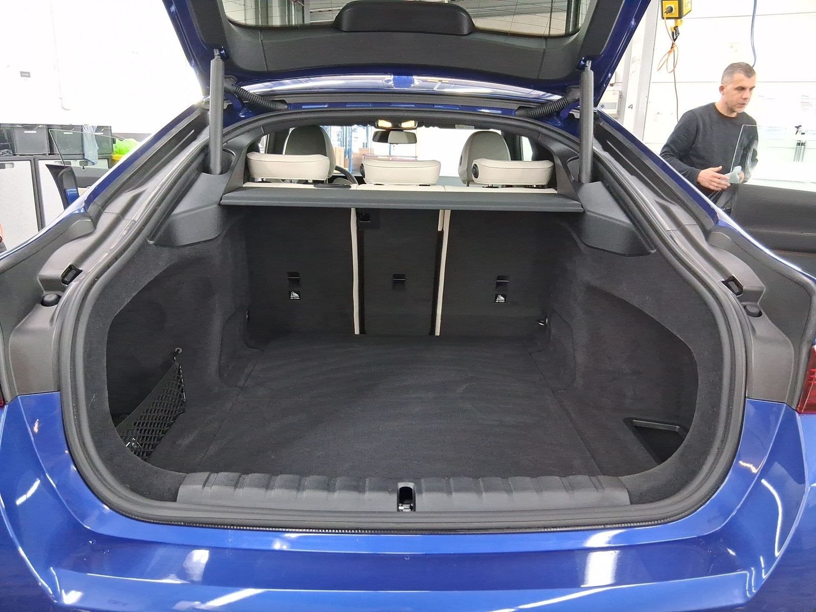 BMW i4 - Bild 12