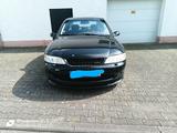 Opel Vectra b TÜV 2jahre... - Opel Vectra aus 2000: 2.2