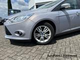 Ford Focus Turnier Trend 1.6 TDCi STYLE +AHK+PDC+ - Ford Focus aus 2011: ST