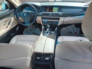 BMW 520 - 12