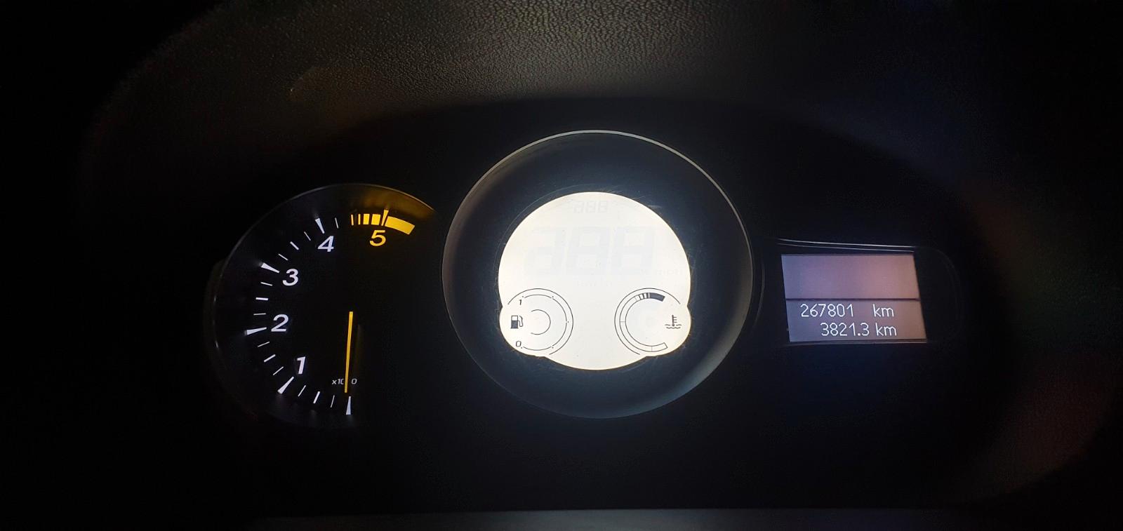 Renault Megane 2012 — photo 8