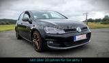 Volkswagen Golf 1.4 Highline - wenig KM - Tüv 01/2027 - mit Benzin-Antrieb: Schwarz, Alcantara, Limousine