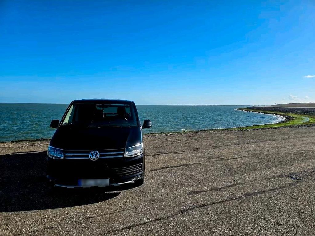 Image of Volkswagen T6 Multivan