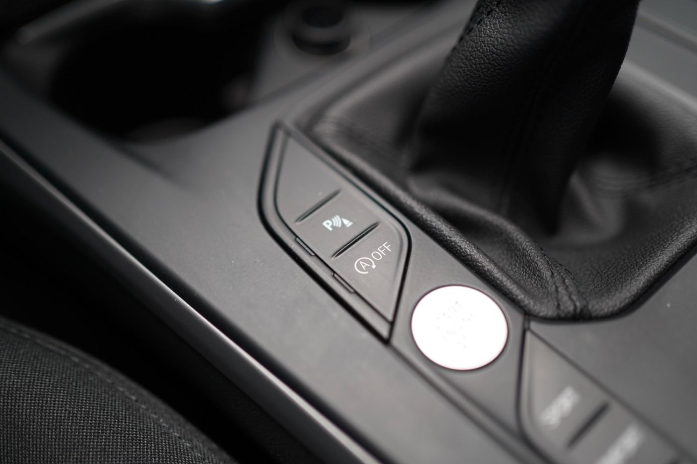 Fahrzeugabbildung BMW 118i Advantage +LED+Rückfahrkamera+KlimaA+Navi+