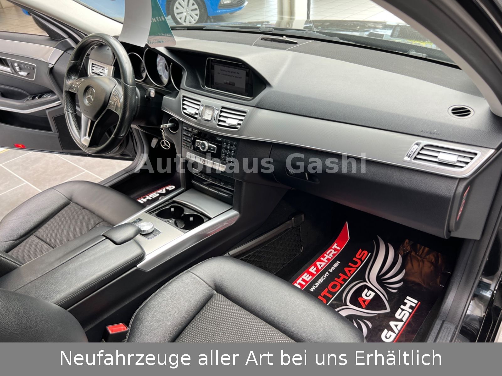 Fahrzeugabbildung Mercedes-Benz E 300 T BlueTEC Avantgarde*9-G*Euro6*LED*AHK*SHZ