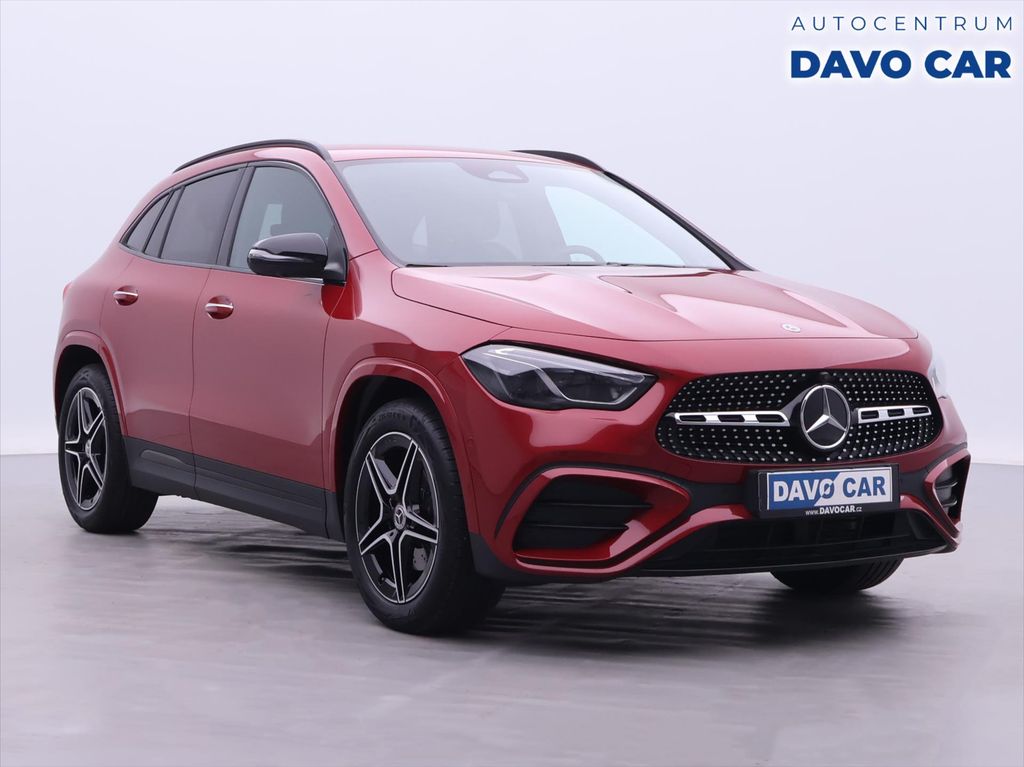 Mercedes-Benz GLA 200