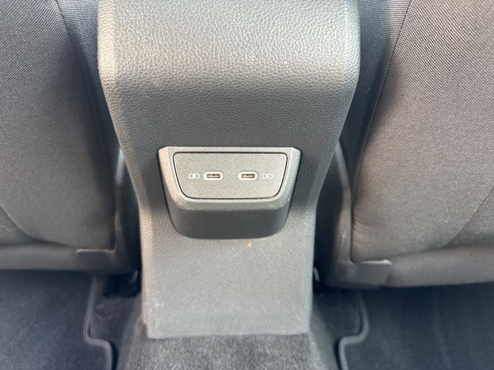 Polo 1.0 TSI Style, Navi, Panorama, 16" Alu Pale