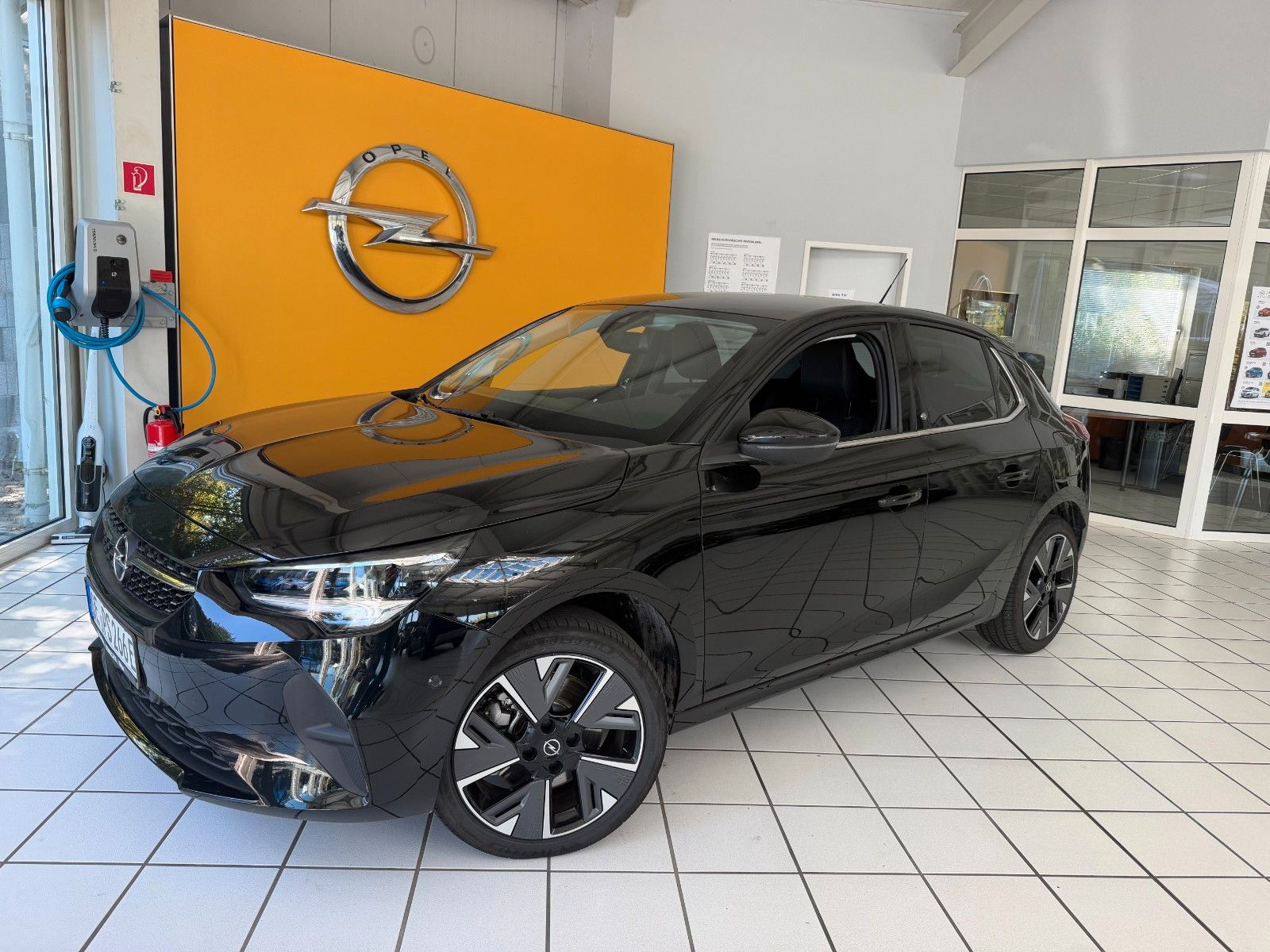 Opel Corsa F e Elegance Navi+LED+Kamera