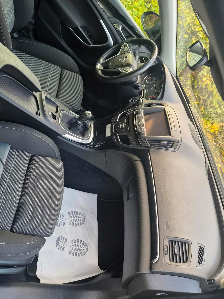 Opel Insignia 2015 — photo 7
