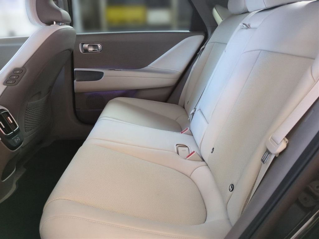 Hyundai IONIQ 6 – Bild 11