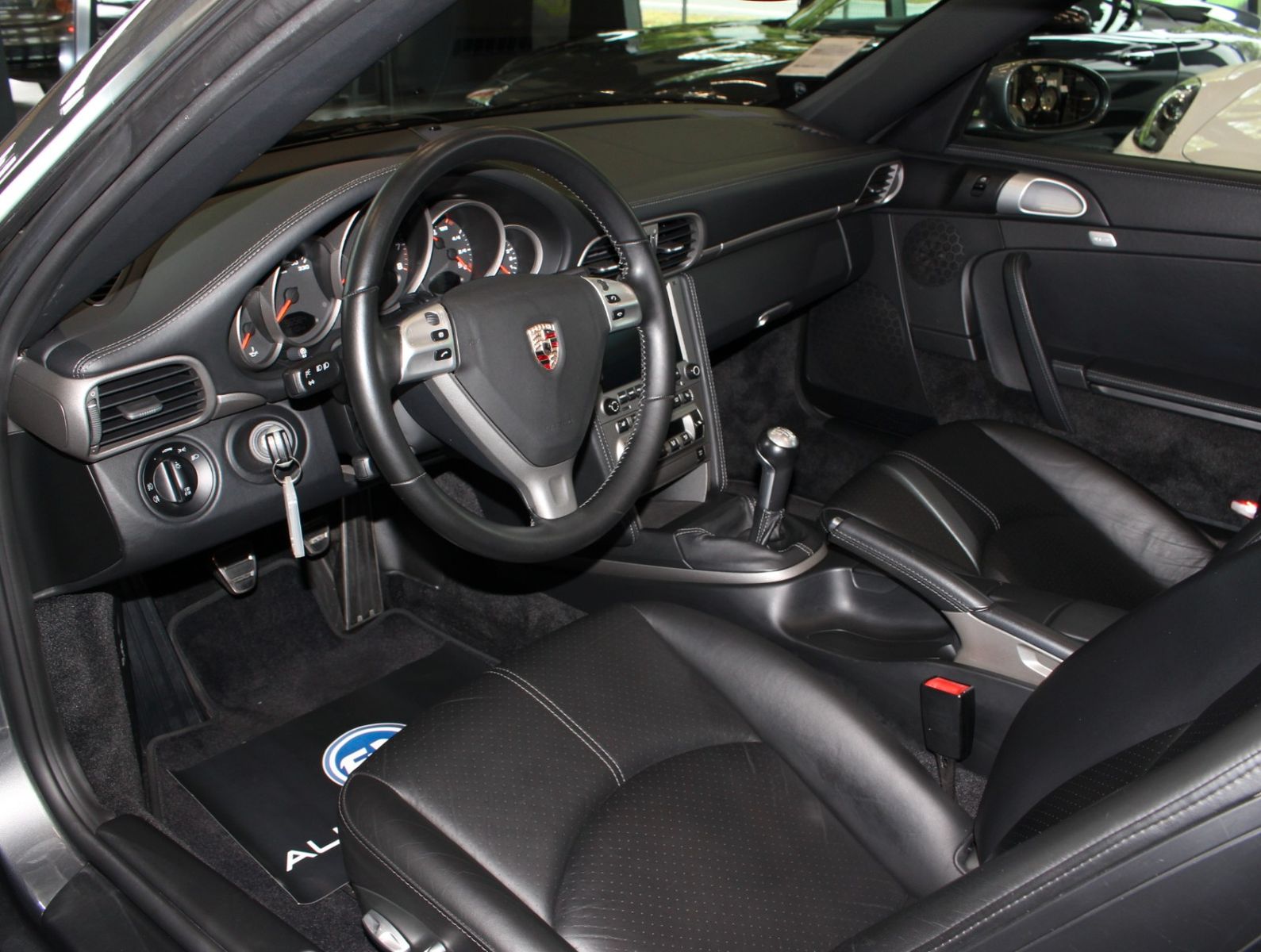 Fahrzeugabbildung Porsche 997 Carrera Targa 4*Bi-Xenon*Navi*Schalter.