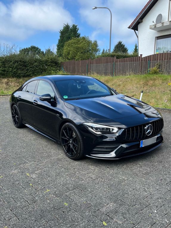 Image of Mercedes-Benz CLA 250