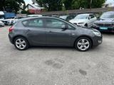 Opel Astra J Lim. 5-trg. Edition 1,6 Turbo - Opel Astra mit Benzin-Antrieb: Kleinwagen, 1.6