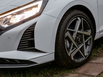 Hyundai i20 1.0 Prime Kamera Navi Fernlicht-Assi. BOSE