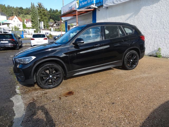 Fahrzeugabbildung BMW X1 xDrive 18d Advantage/1.Hd/Navi/AHK/LED/150PS
