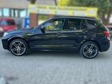BMW X3 M Sportpaket xDrive * Panorama.Head Up Kamera - BMW X3: Standheizung