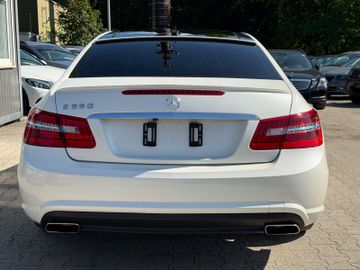 Mercedes E 500 - 12