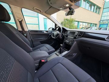 Volkswagen Golf - 12