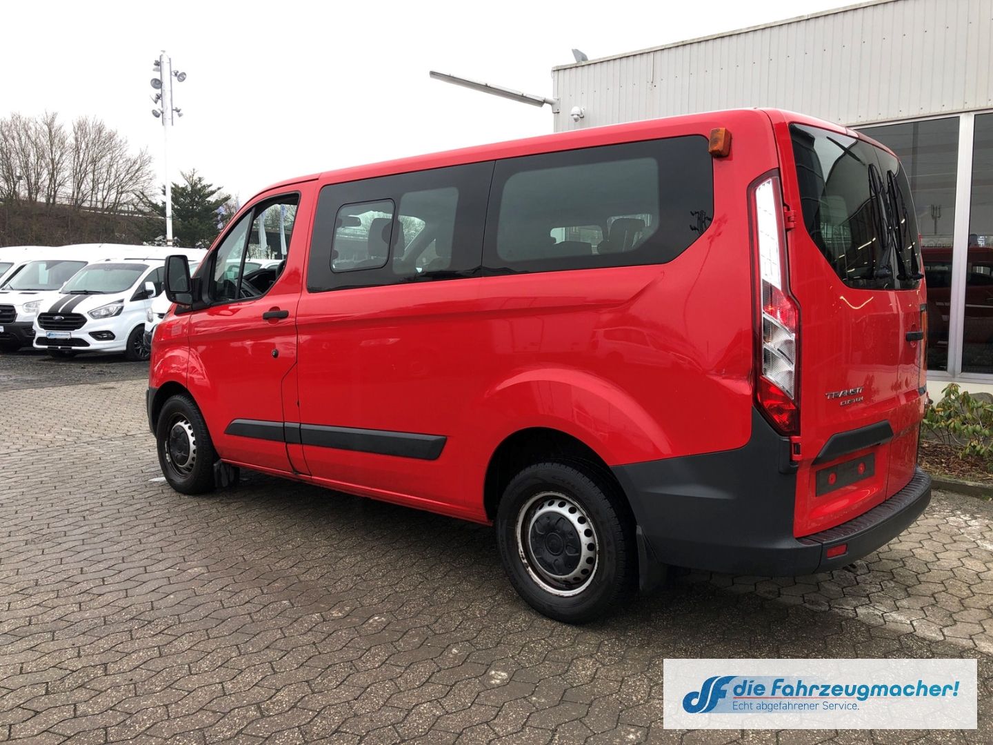 Fahrzeugabbildung Ford Transit Custom Kombi 300 L1 2.2 TDCi *1630 *EXPO