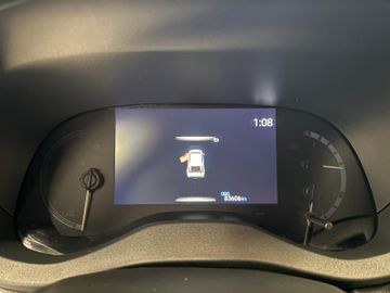 Toyota Yaris Cross - 12