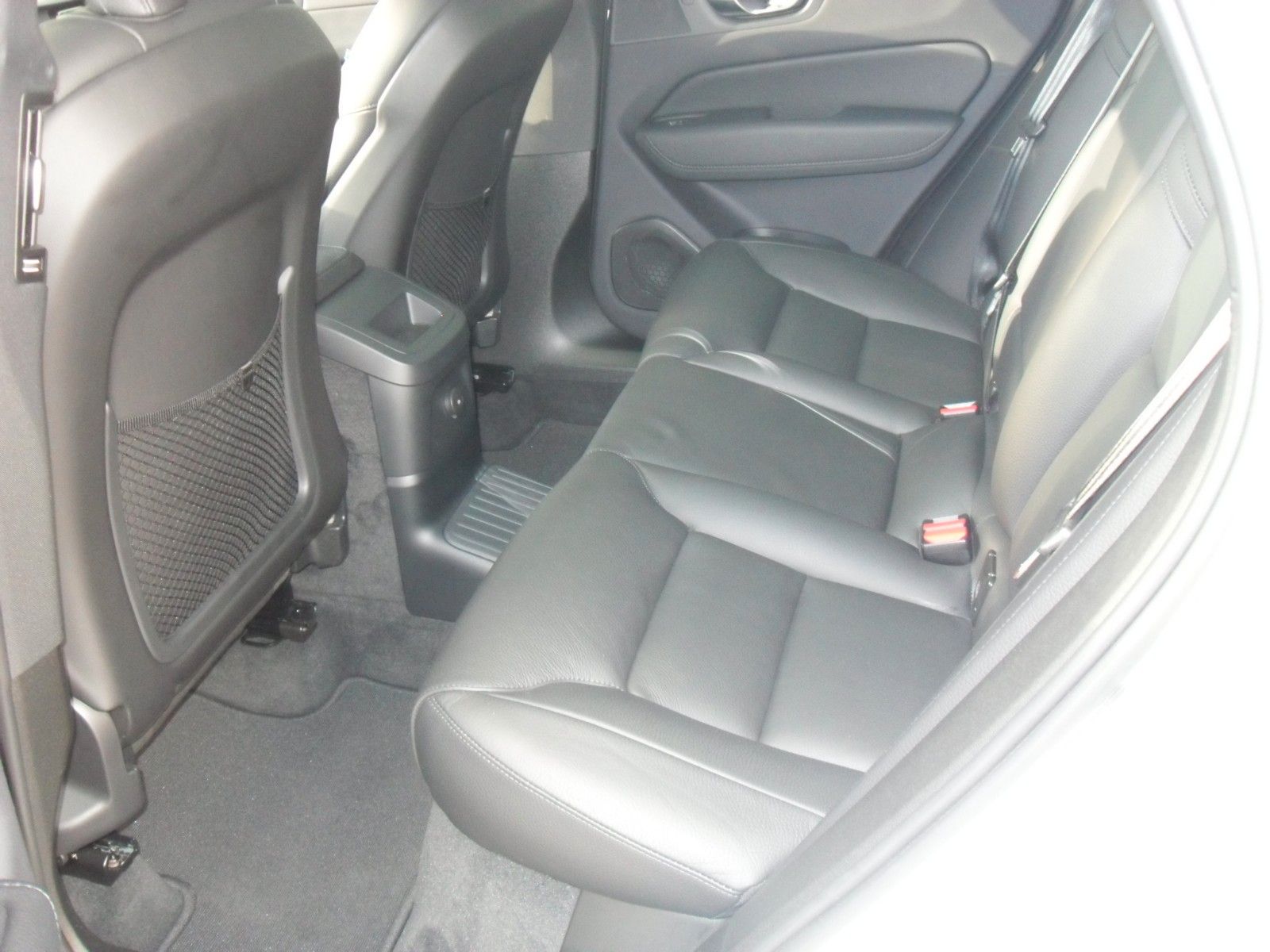 Fahrzeugabbildung Volvo XC60 T6  Inscription Expression