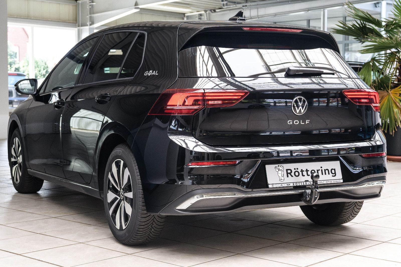 Fahrzeugabbildung Volkswagen Golf VIII Lim. 1.5 TSI Goal +AHK+GJR+KAM+NAVI
