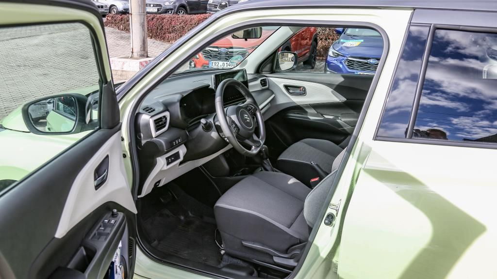 Autohaus Zimpel & Franke - Suzuki SWIFT COMFORT CVT HYBRID OL24C7AC - Bild 8 Autohaus Zimpel & Franke - Suzuki SWIFT COMFORT CVT HYBRID OL24C7AC - Bild 8