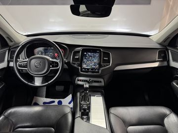 Volvo XC90 - 9