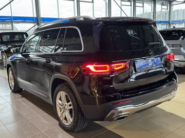 Mercedes GLB 200 - 8