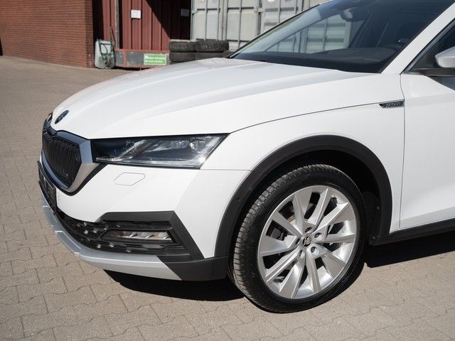 Octavia Combi 2.0 TDI Scout DSG 4x4 AHK+HUD+MATR