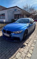 BMW 328i - - blaue BMW 328