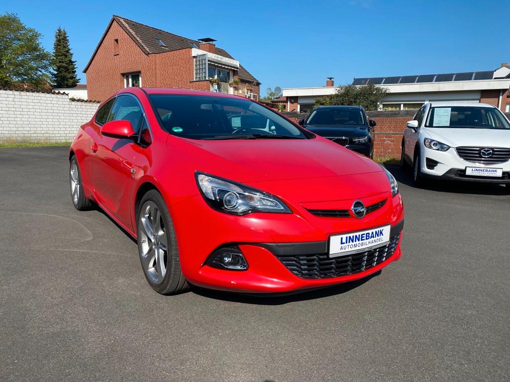 Opel Astra J GTC