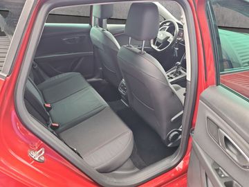 Fahrzeugabbildung SEAT Leon FR 1.5 TSI Panorama 18 Zoll Navi Klima