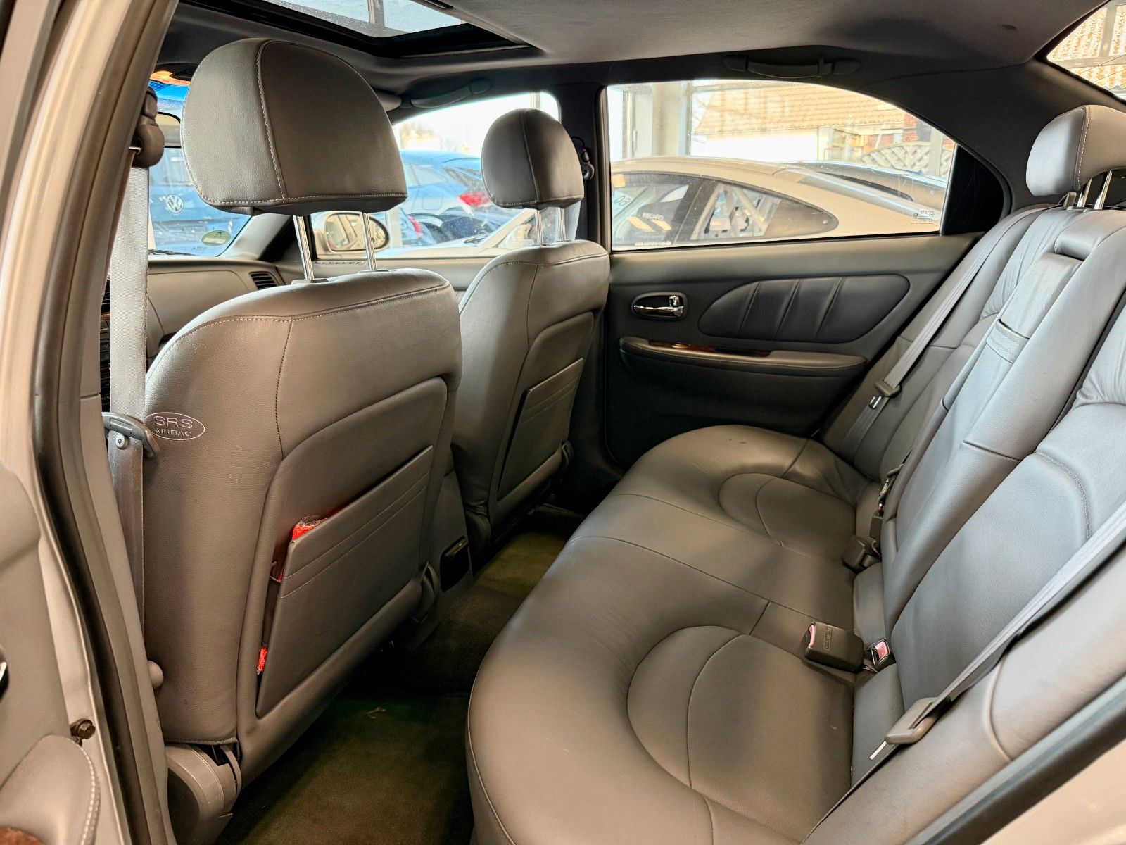 Fahrzeugabbildung Hyundai SONATA 2.0 16V GLS Schiebedach, Leder, Klima