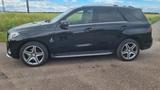 Mercedes-Benz GLE 350 d 4MATIC -AMG paket  - schwarze Mercedes-Benz GLE 350