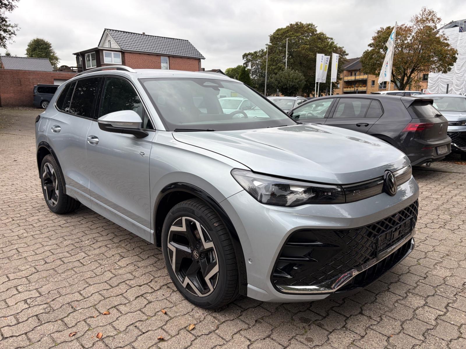 Volkswagen Tiguan 1.5eTSI R-Line IQ Light Head Up 360° AHK