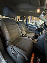 MYAUTOCENTER – Gebraucht- und Jahreswagen mit Werkstattservice in Pfaffenhofen Volkswagen Touran Comfortline BMT *1.HAND*AHK*TEMPO*KLIMA*